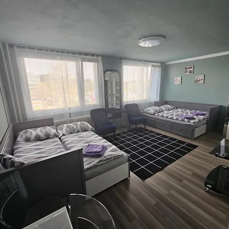 Westfield Apartment Prag